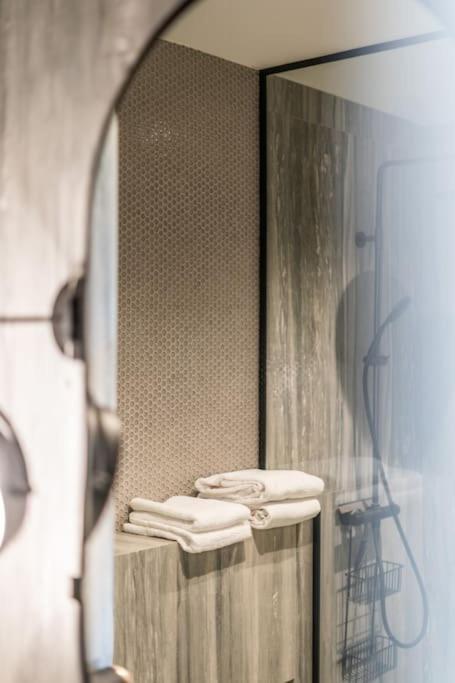 Haut De Gamme, Appt Entier, Vue Sur Tout Appartement